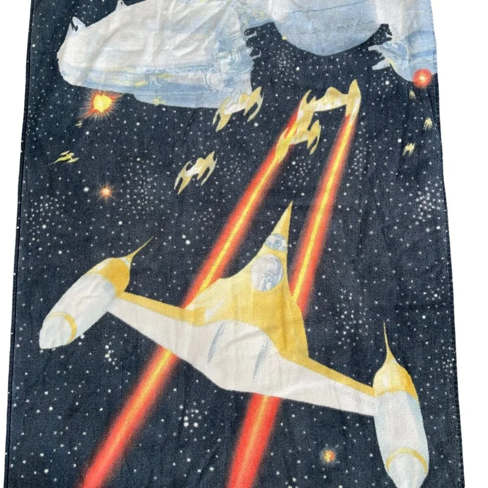 Vintage Star Wars Beach Towel Naboo N1 Starfighter Trade Federation Battleship